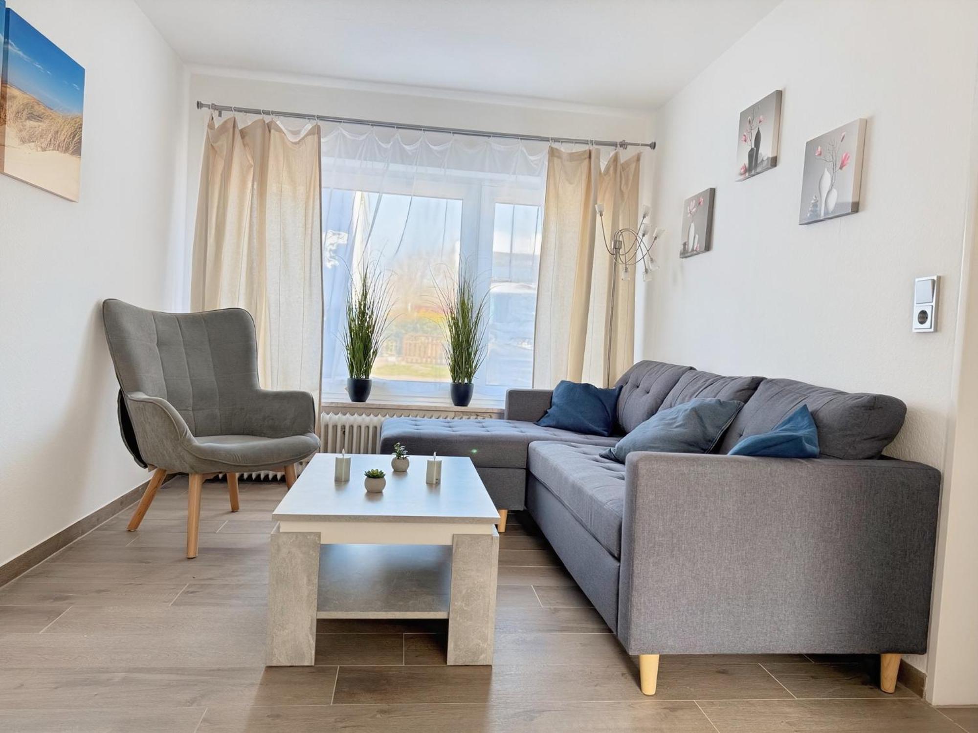 Marie'S Friesen Appartements Шилиг Екстериор снимка